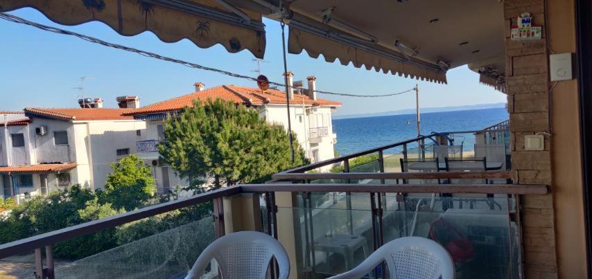 Holiday home Sunny 30m From The Gerakini